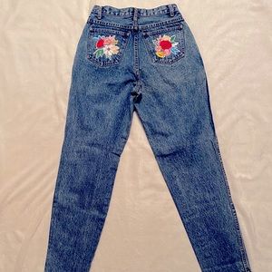 VINTAGE Nuovo County Seat Jeans- Embroidered